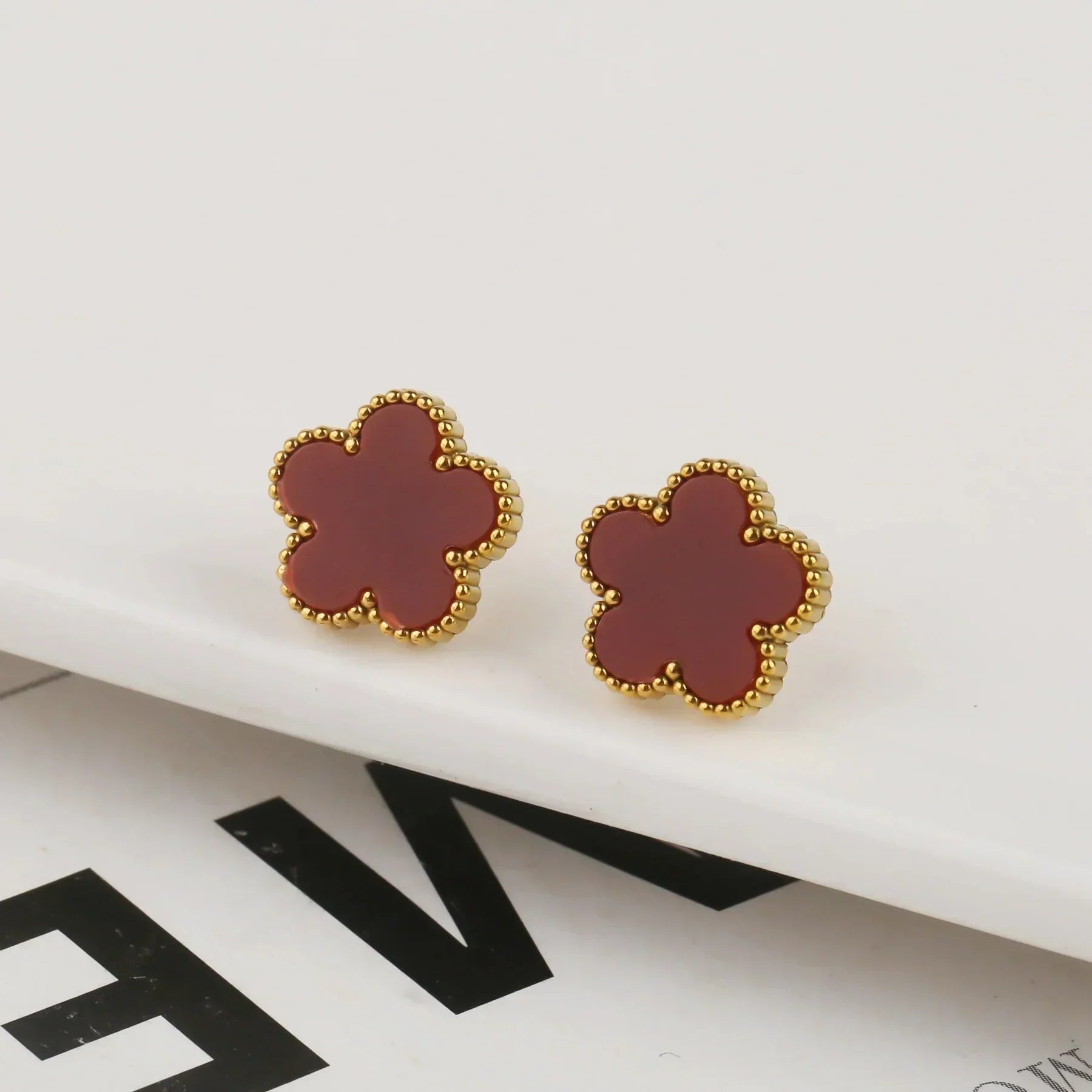 main-image-7_43faf60e-0f22-4151-a3c3-660694ca77ae.jpg Four-leaf Stud Earrings - Image 1